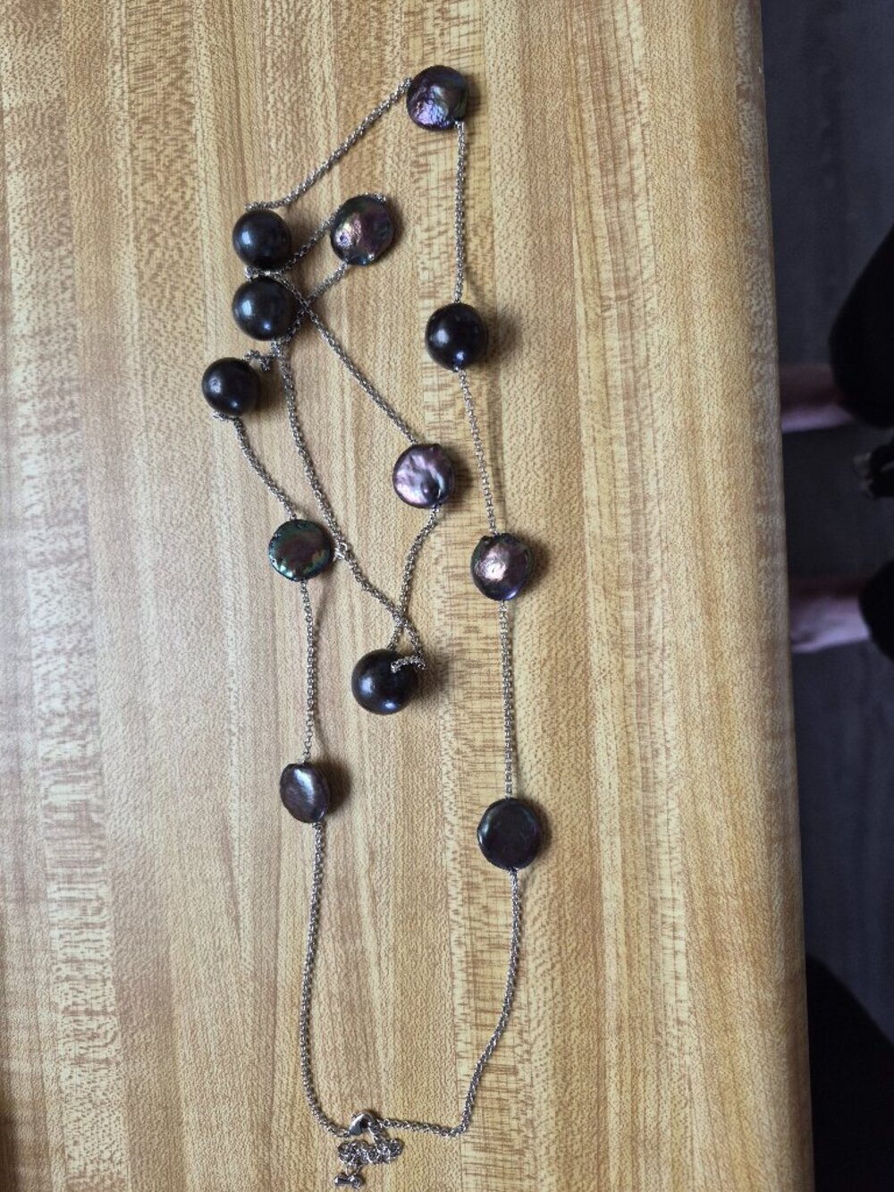 Station freshwater pearl in chocobrown